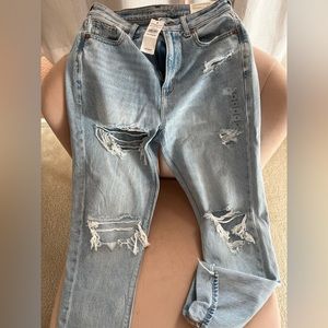 American Eagle Boyfriend Jean